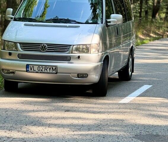 Серый Фольксваген Transporter, объемом двигателя 2.5 л и пробегом 356 тыс. км за 3700 $, фото 1 на Automoto.ua