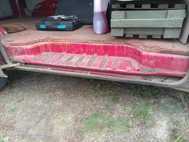 Сірий Фольксваген Transporter, об'ємом двигуна 0 л та пробігом 310 тис. км за 2800 $, фото 4 на Automoto.ua