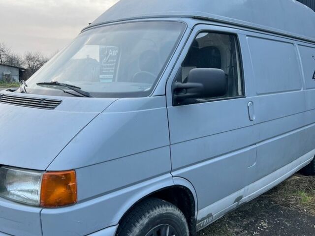 Серый Фольксваген Transporter, объемом двигателя 2.5 л и пробегом 322 тыс. км за 3493 $, фото 1 на Automoto.ua