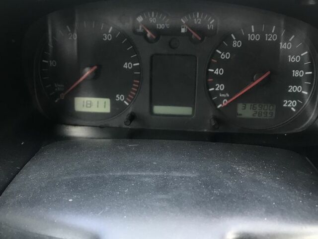 Сірий Фольксваген Transporter, об'ємом двигуна 2.5 л та пробігом 316 тис. км за 5800 $, фото 5 на Automoto.ua