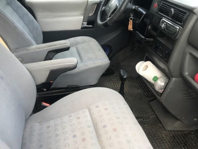 Сірий Фольксваген Transporter, об'ємом двигуна 2.5 л та пробігом 316 тис. км за 5800 $, фото 6 на Automoto.ua