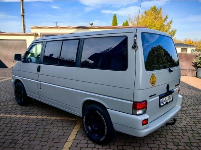 Серый Фольксваген Transporter, объемом двигателя 2.5 л и пробегом 243 тыс. км за 2100 $, фото 4 на Automoto.ua