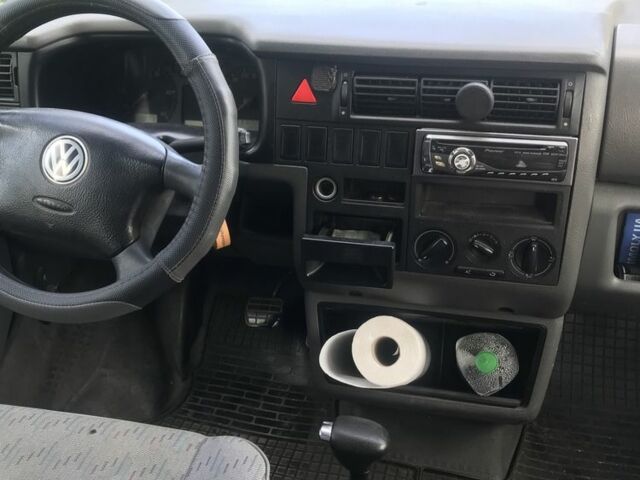 Сірий Фольксваген Transporter, об'ємом двигуна 2.5 л та пробігом 316 тис. км за 5800 $, фото 4 на Automoto.ua