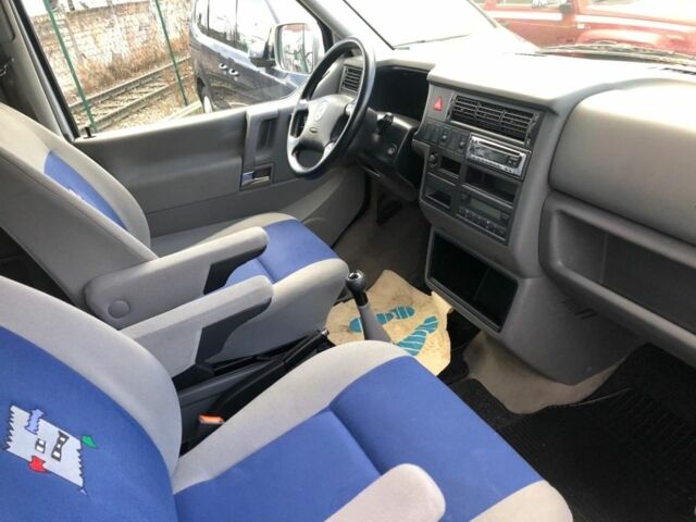 Серый Фольксваген Transporter, объемом двигателя 2.5 л и пробегом 224 тыс. км за 4400 $, фото 22 на Automoto.ua