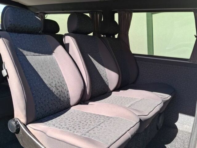 Сірий Фольксваген Transporter, об'ємом двигуна 2.5 л та пробігом 300 тис. км за 8900 $, фото 8 на Automoto.ua