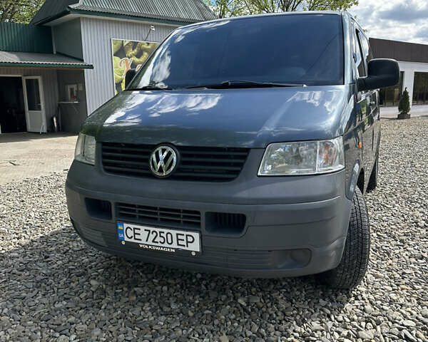 Сірий Фольксваген Transporter, об'ємом двигуна 1.9 л та пробігом 333 тис. км за 7600 $, фото 4 на Automoto.ua