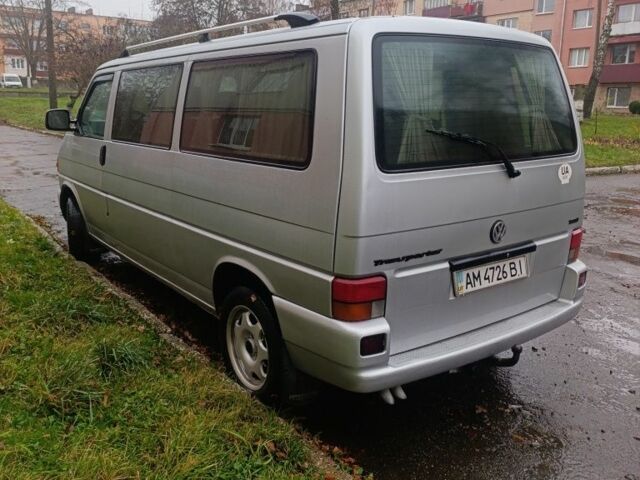 Серый Фольксваген Transporter, объемом двигателя 2.5 л и пробегом 420 тыс. км за 7300 $, фото 3 на Automoto.ua