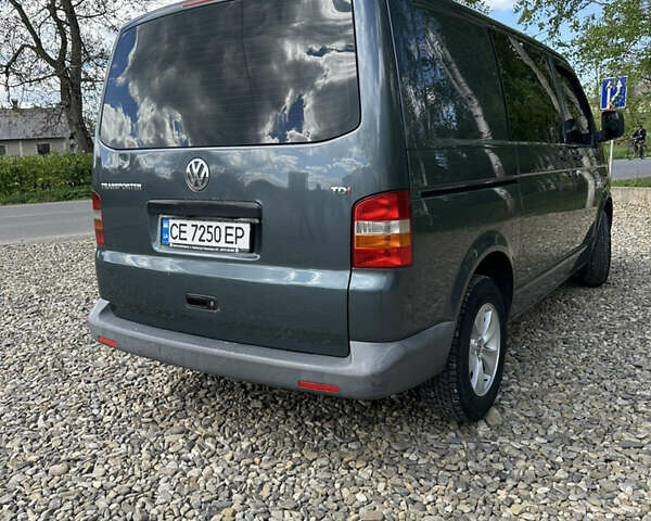 Сірий Фольксваген Transporter, об'ємом двигуна 1.9 л та пробігом 333 тис. км за 7600 $, фото 14 на Automoto.ua