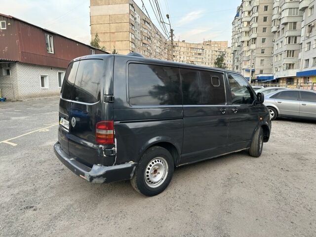 Серый Фольксваген Transporter, объемом двигателя 2.5 л и пробегом 470 тыс. км за 6100 $, фото 3 на Automoto.ua