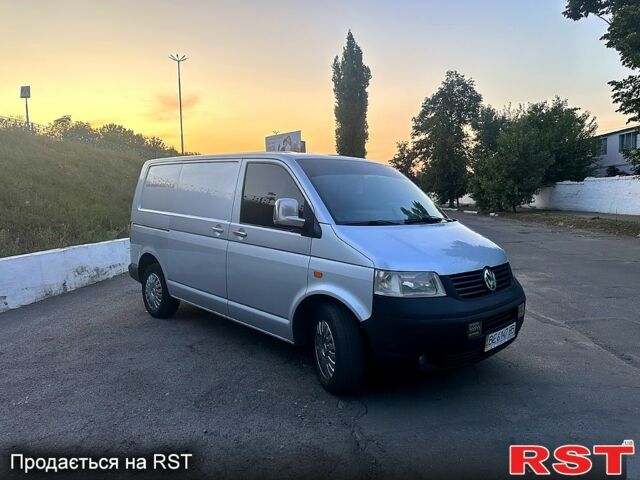 Серый Фольксваген Transporter, объемом двигателя 1.9 л и пробегом 400 тыс. км за 6000 $, фото 7 на Automoto.ua