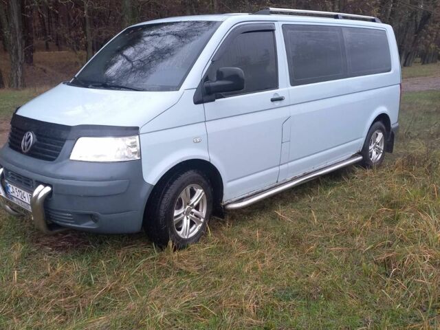Серый Фольксваген Transporter, объемом двигателя 2.5 л и пробегом 302 тыс. км за 6800 $, фото 3 на Automoto.ua