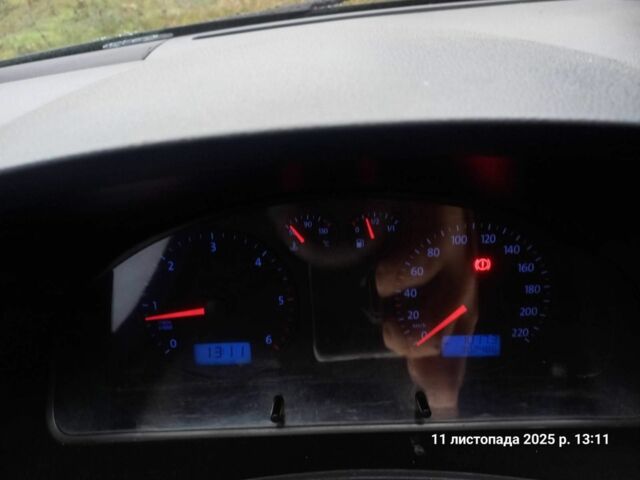 Серый Фольксваген Transporter, объемом двигателя 2.5 л и пробегом 302 тыс. км за 6800 $, фото 9 на Automoto.ua