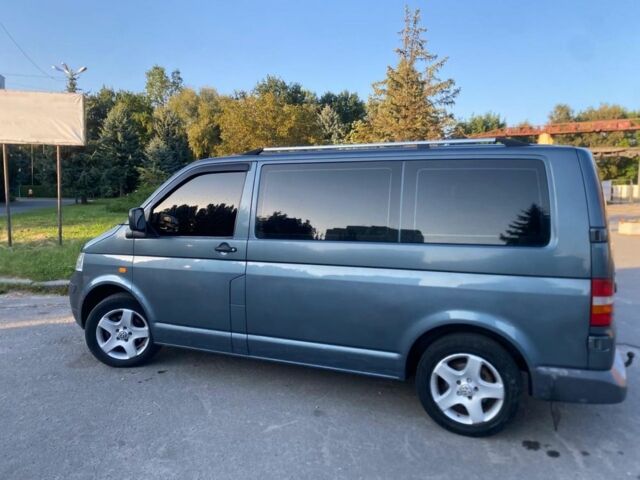 Серый Фольксваген Transporter, объемом двигателя 2.5 л и пробегом 300 тыс. км за 8700 $, фото 8 на Automoto.ua