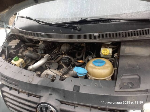 Серый Фольксваген Transporter, объемом двигателя 2.5 л и пробегом 302 тыс. км за 6800 $, фото 13 на Automoto.ua