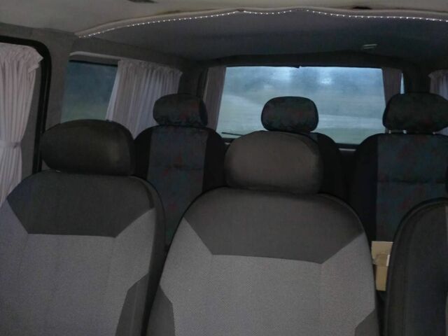 Серый Фольксваген Transporter, объемом двигателя 2.5 л и пробегом 302 тыс. км за 6800 $, фото 12 на Automoto.ua