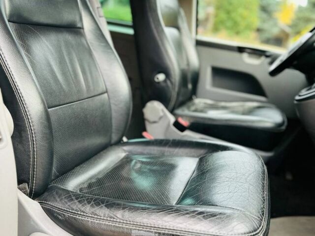 Серый Фольксваген Transporter, объемом двигателя 2.5 л и пробегом 100 тыс. км за 7182 $, фото 14 на Automoto.ua