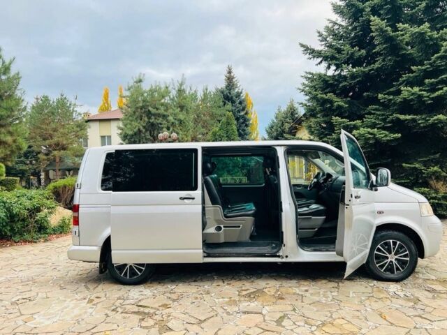 Серый Фольксваген Transporter, объемом двигателя 2.5 л и пробегом 100 тыс. км за 7182 $, фото 12 на Automoto.ua
