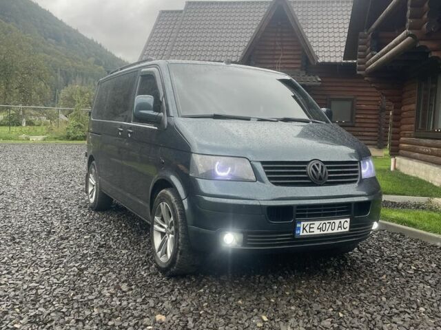 Сірий Фольксваген Transporter, об'ємом двигуна 2.5 л та пробігом 530 тис. км за 8900 $, фото 4 на Automoto.ua