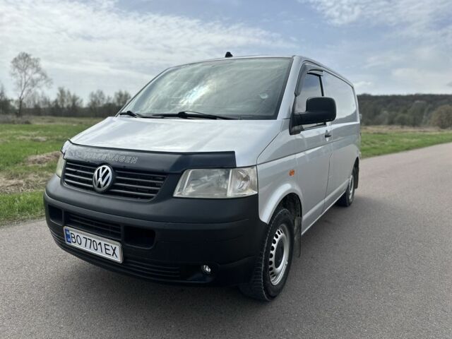 Серый Фольксваген Transporter, объемом двигателя 1.9 л и пробегом 430 тыс. км за 7600 $, фото 1 на Automoto.ua
