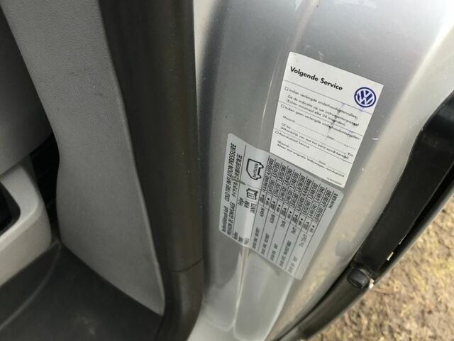 Сірий Фольксваген Transporter, об'ємом двигуна 1.9 л та пробігом 274 тис. км за 10500 $, фото 1 на Automoto.ua