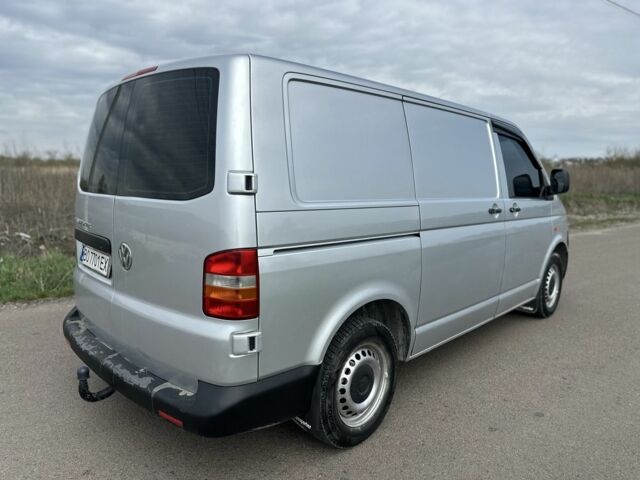 Серый Фольксваген Transporter, объемом двигателя 1.9 л и пробегом 430 тыс. км за 7600 $, фото 5 на Automoto.ua