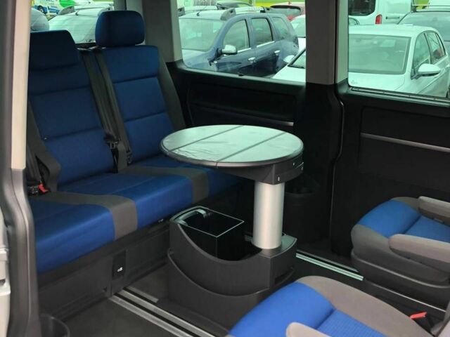 Серый Фольксваген Transporter, объемом двигателя 2.5 л и пробегом 211 тыс. км за 4700 $, фото 5 на Automoto.ua