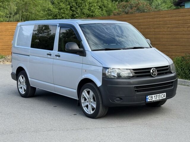 Серый Фольксваген Transporter, объемом двигателя 3 л и пробегом 123 тыс. км за 15700 $, фото 1 на Automoto.ua