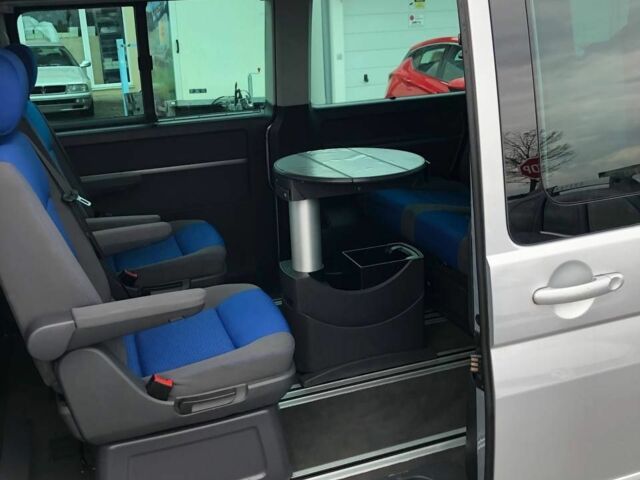 Серый Фольксваген Transporter, объемом двигателя 2.5 л и пробегом 211 тыс. км за 4700 $, фото 9 на Automoto.ua