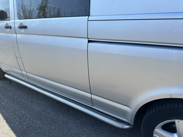 Сірий Фольксваген Transporter, об'ємом двигуна 2 л та пробігом 444 тис. км за 10900 $, фото 1 на Automoto.ua