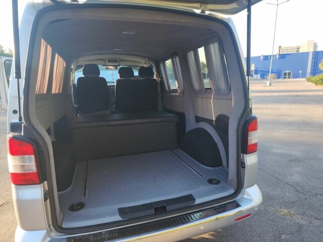 Сірий Фольксваген Transporter, об'ємом двигуна 2 л та пробігом 251 тис. км за 8800 $, фото 7 на Automoto.ua