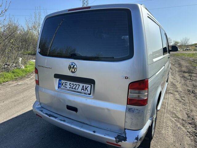 Серый Фольксваген Transporter, объемом двигателя 2 л и пробегом 444 тыс. км за 9400 $, фото 5 на Automoto.ua
