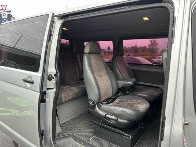 Сірий Фольксваген Transporter, об'ємом двигуна 2 л та пробігом 320 тис. км за 13200 $, фото 5 на Automoto.ua