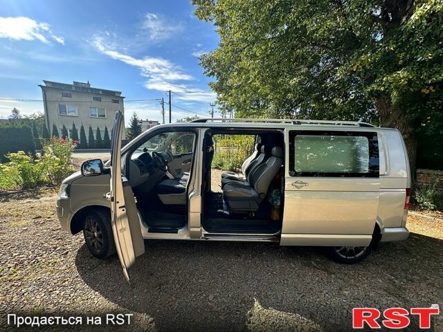 Сірий Фольксваген Transporter, об'ємом двигуна 2 л та пробігом 246 тис. км за 11000 $, фото 2 на Automoto.ua