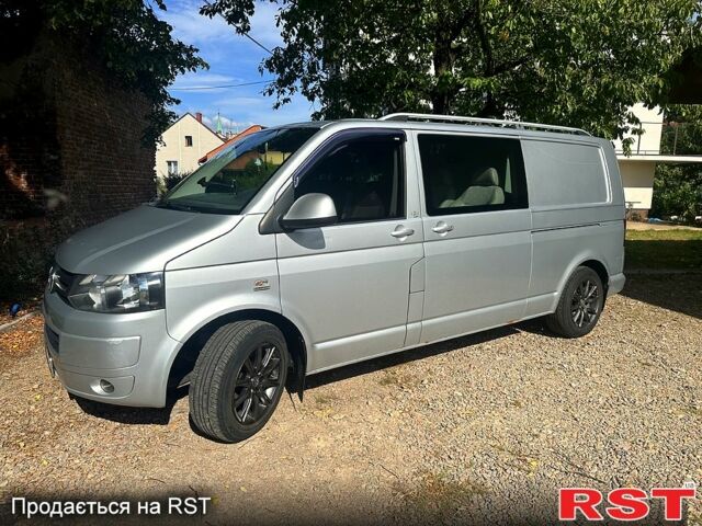 Сірий Фольксваген Transporter, об'ємом двигуна 2 л та пробігом 246 тис. км за 11000 $, фото 5 на Automoto.ua