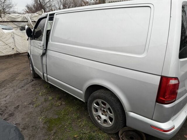 Сірий Фольксваген Transporter, об'ємом двигуна 2 л та пробігом 300 тис. км за 4999 $, фото 5 на Automoto.ua