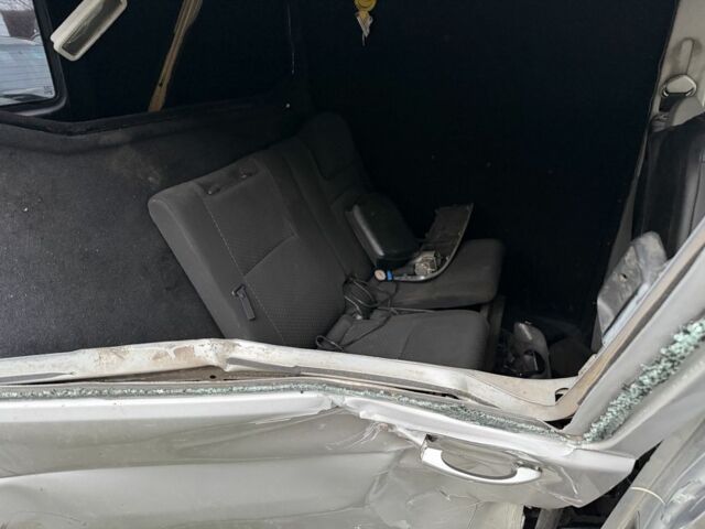 Сірий Фольксваген Transporter, об'ємом двигуна 2 л та пробігом 300 тис. км за 4999 $, фото 10 на Automoto.ua