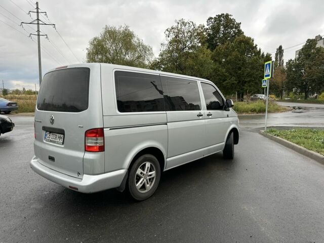 Серый Фольксваген Transporter, объемом двигателя 2 л и пробегом 320 тыс. км за 12900 $, фото 3 на Automoto.ua