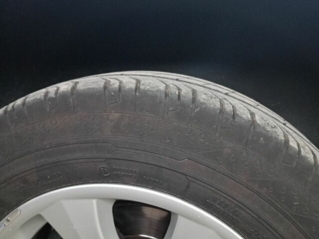 Серый Фольксваген Transporter, объемом двигателя 2 л и пробегом 279 тыс. км за 11000 $, фото 2 на Automoto.ua