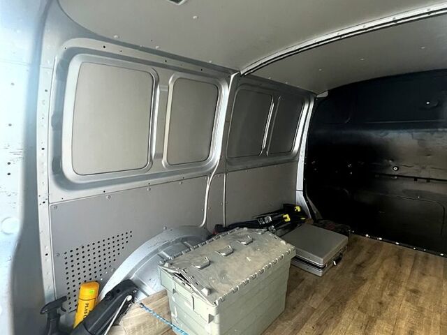 Сірий Фольксваген Transporter, об'ємом двигуна 2 л та пробігом 240 тис. км за 18300 $, фото 8 на Automoto.ua