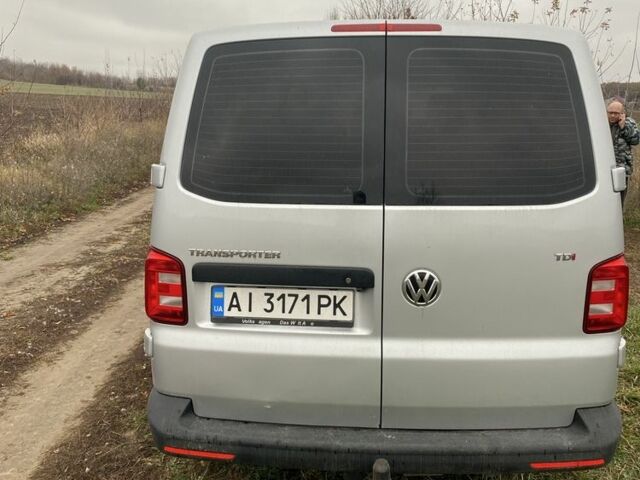 Серый Фольксваген Transporter, объемом двигателя 2 л и пробегом 235 тыс. км за 19600 $, фото 1 на Automoto.ua