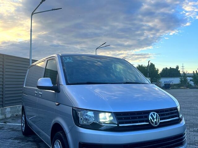 Сірий Фольксваген Transporter, об'ємом двигуна 2 л та пробігом 240 тис. км за 18300 $, фото 7 на Automoto.ua