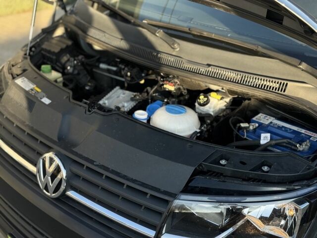 Серый Фольксваген Transporter, объемом двигателя 2 л и пробегом 205 тыс. км за 19900 $, фото 17 на Automoto.ua