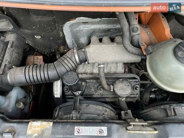Сірий Фольксваген Transporter, об'ємом двигуна 1.9 л та пробігом 232 тис. км за 4900 $, фото 9 на Automoto.ua