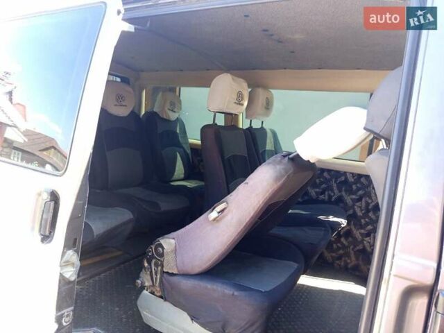 Сірий Фольксваген Transporter, об'ємом двигуна 2.4 л та пробігом 390 тис. км за 4300 $, фото 6 на Automoto.ua