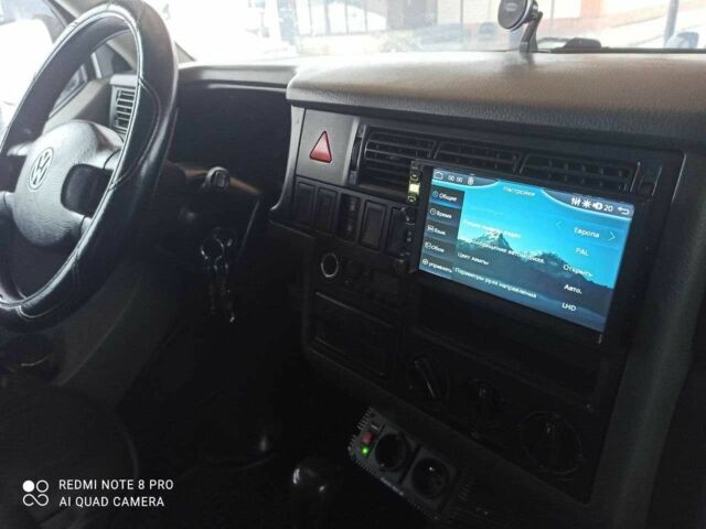 Серый Фольксваген Transporter, объемом двигателя 2.4 л и пробегом 429 тыс. км за 3500 $, фото 6 на Automoto.ua