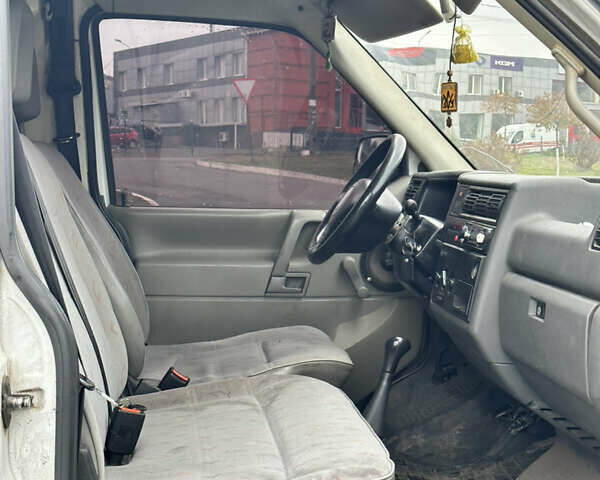 Сірий Фольксваген Transporter, об'ємом двигуна 0 л та пробігом 416 тис. км за 3500 $, фото 4 на Automoto.ua