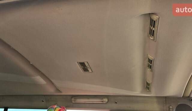 Серый Фольксваген Transporter, объемом двигателя 2.46 л и пробегом 430 тыс. км за 12000 $, фото 1 на Automoto.ua