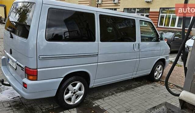 Серый Фольксваген Transporter, объемом двигателя 2.46 л и пробегом 430 тыс. км за 12000 $, фото 4 на Automoto.ua