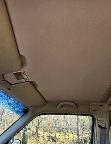 Серый Фольксваген Transporter, объемом двигателя 2.46 л и пробегом 430 тыс. км за 12000 $, фото 9 на Automoto.ua