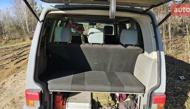 Серый Фольксваген Transporter, объемом двигателя 2.46 л и пробегом 430 тыс. км за 12000 $, фото 6 на Automoto.ua